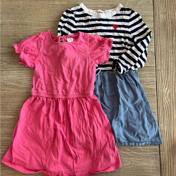 BabyGap set of 2 dresses stripes and pink size - Picture 1 of 7